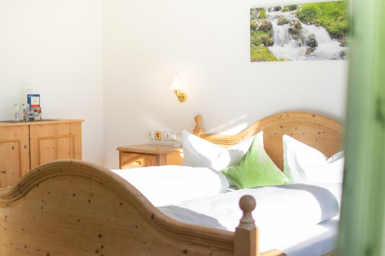 Gaestehaus Schmid Hotel Оберщауфен Екстериор снимка