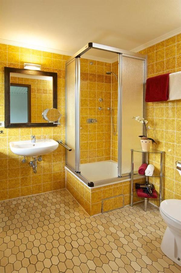Gaestehaus Schmid Hotel Оберщауфен Екстериор снимка