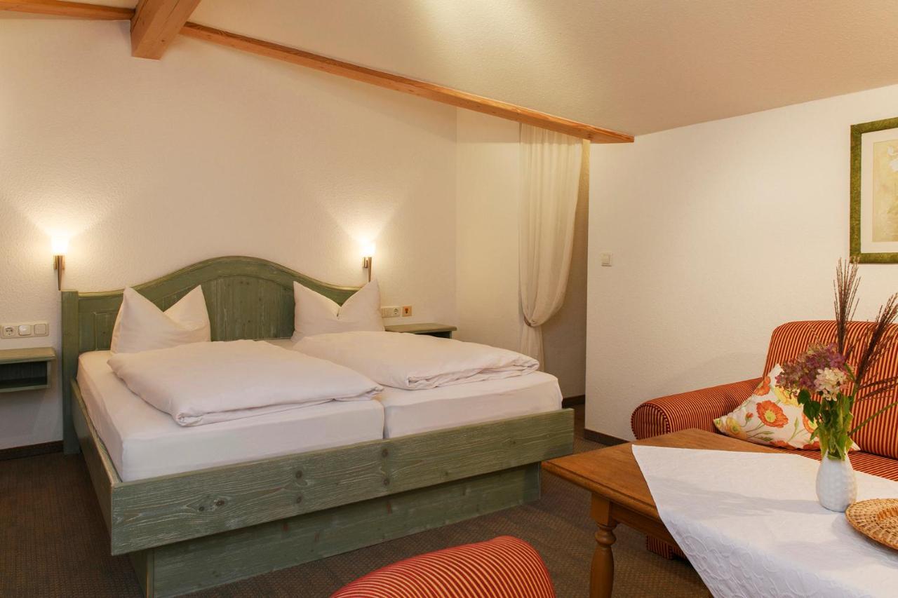 Gaestehaus Schmid Hotel Оберщауфен Екстериор снимка
