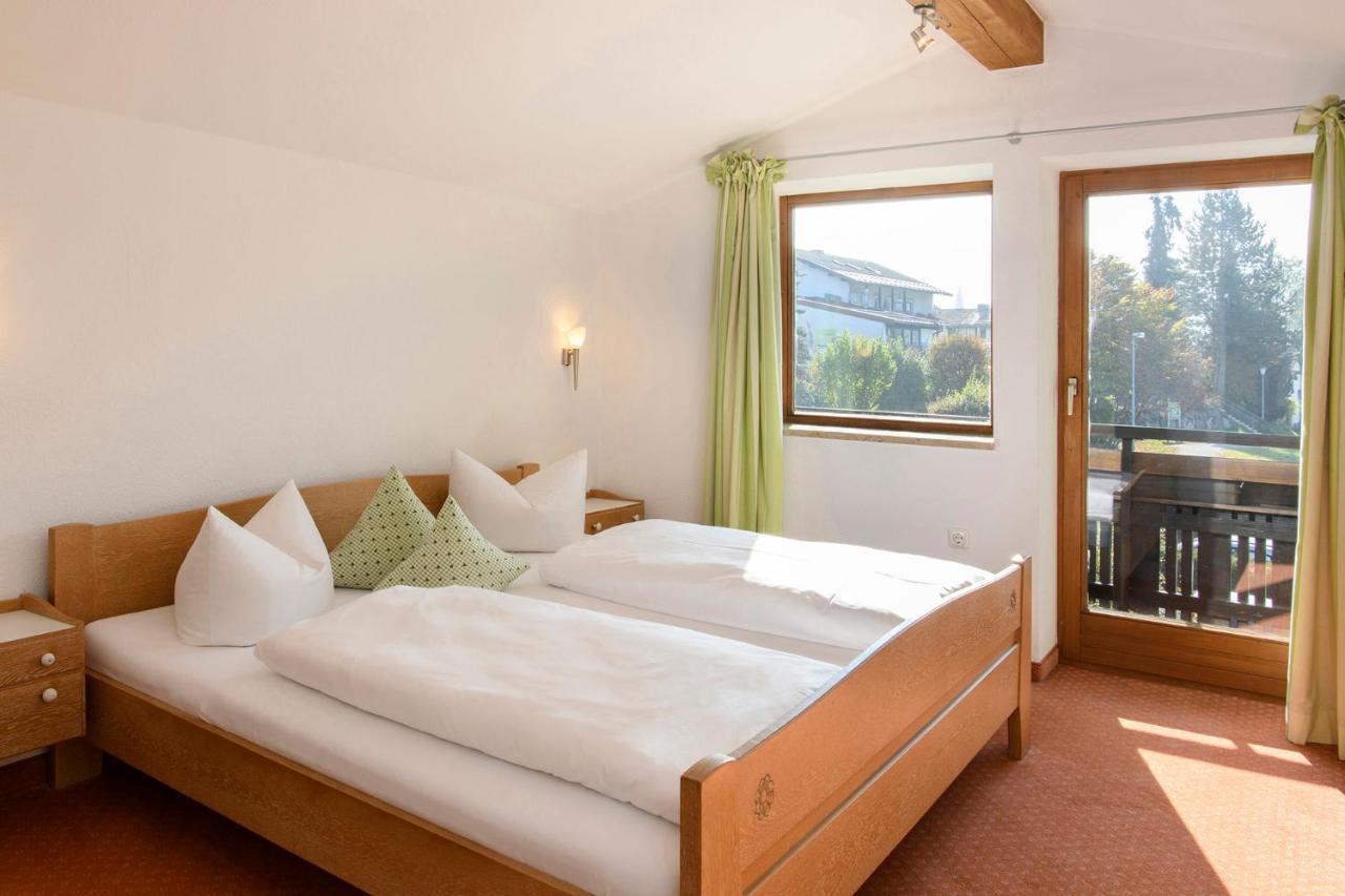 Gaestehaus Schmid Hotel Оберщауфен Екстериор снимка