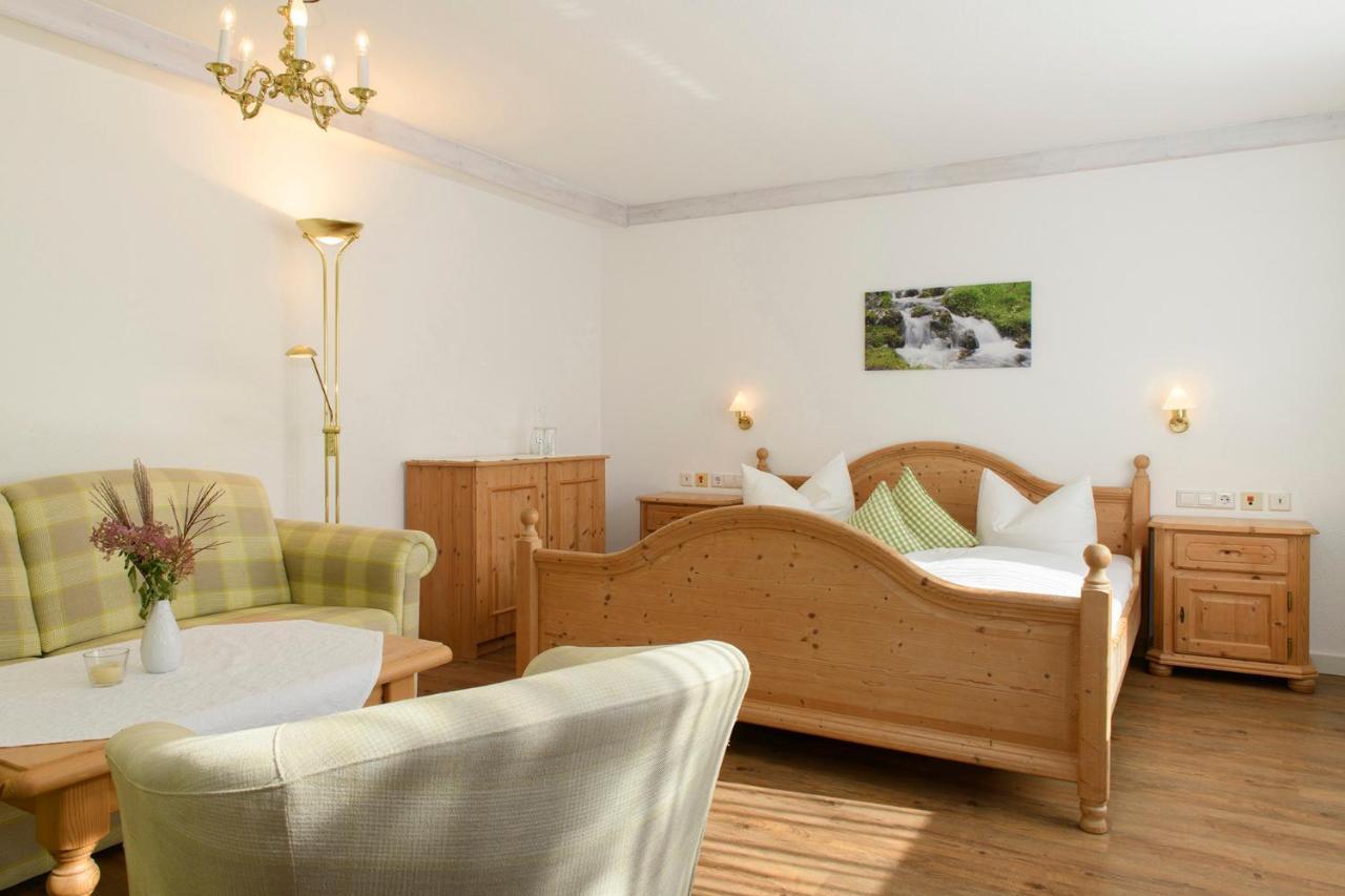Gaestehaus Schmid Hotel Оберщауфен Екстериор снимка